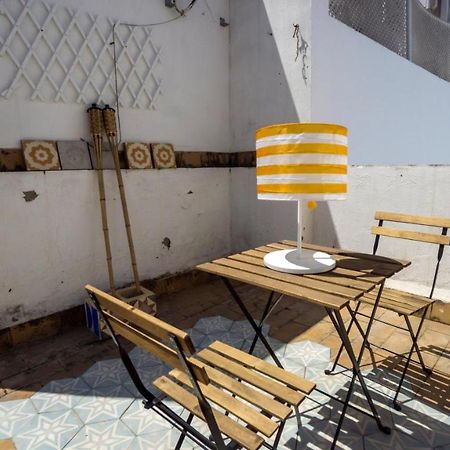 Rentalsevilla Feria Duplex Con Terraza Экстерьер фото